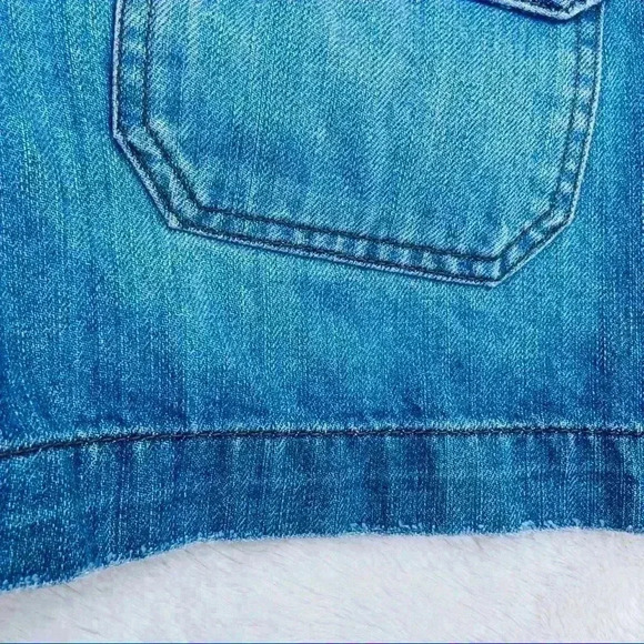 Old Navy Med Wash “70’s Style” Denim Jean Shorts - Picture 10 of 11